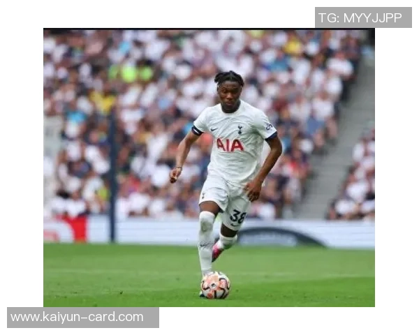 乌多吉回忆被持枪威胁经历热刺夺欧联杯如梦初醒的感受