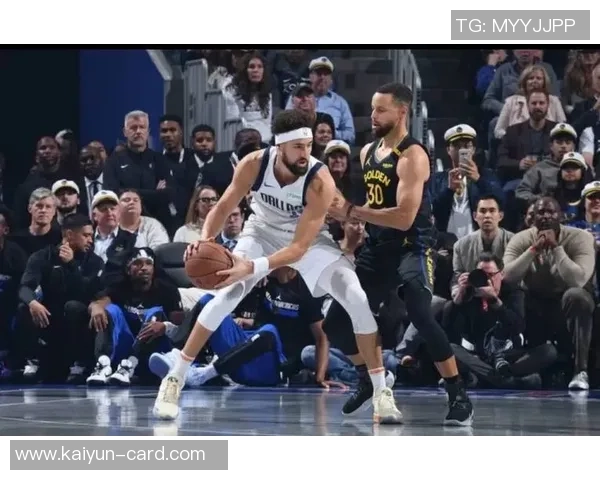 克莱与莫兰特出战数据对比31岁克莱伤后复出304场22岁莫兰特仅206场