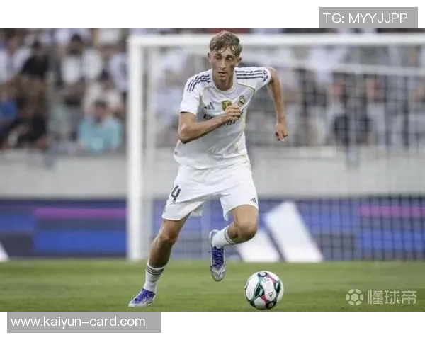 赫伊森展现潜力旧将预测他将成为皇马中场核心