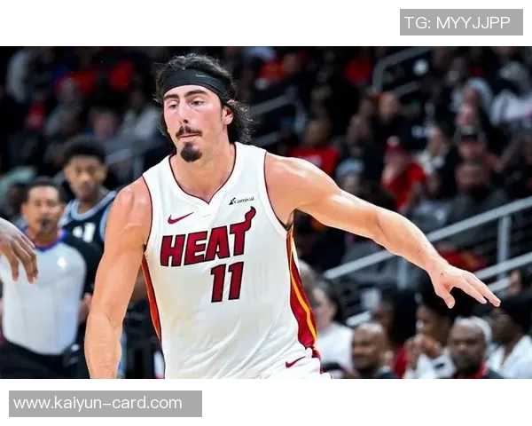 哈克斯高效表现引领球队胜利11投8中斩获20分5篮板6助攻正负值全场最佳