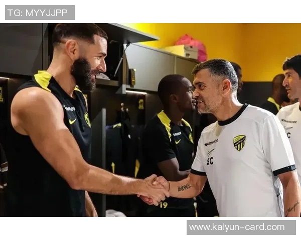 孔塞桑愿意执教吉达联合即刻上任奔赴沙特引发关注